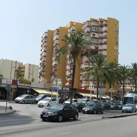 Edificio Diana Apartment *